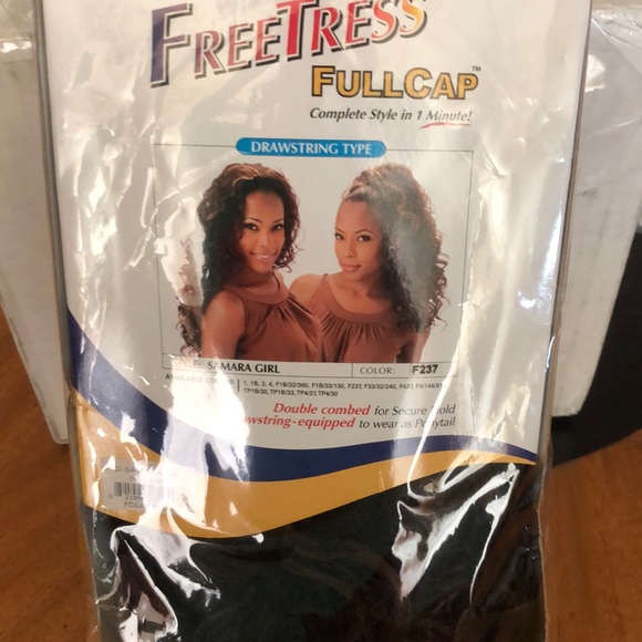 FreeTress Fullcap Drawstring Type Samara Girl Double combed for Secure Hold - Picture 2 of 12